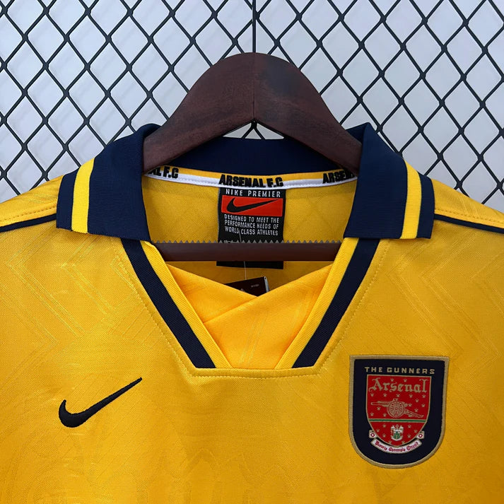 Arsenal retro 1996/97 Away