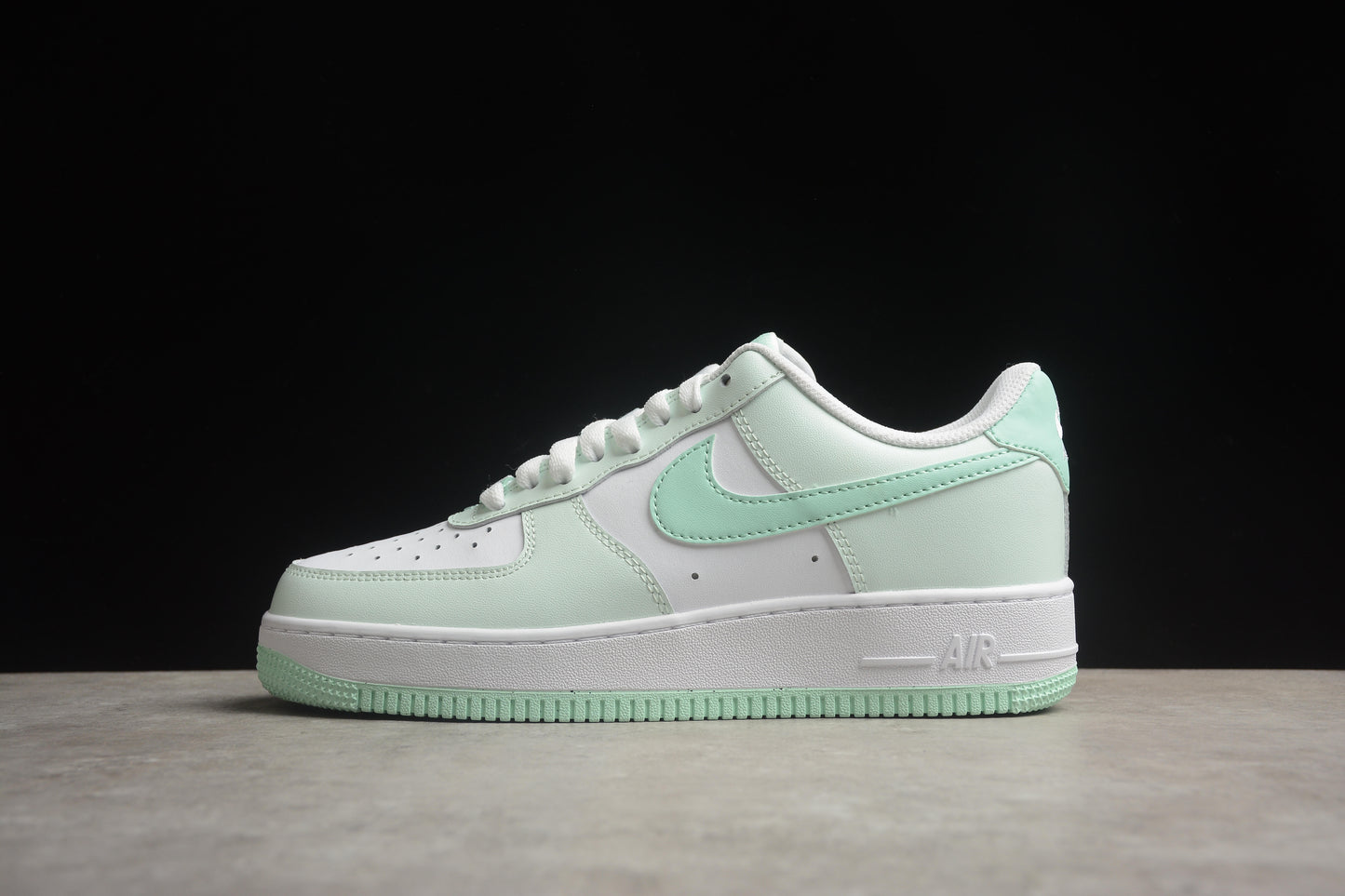 Nike Air Force 1 FZ4123-394
