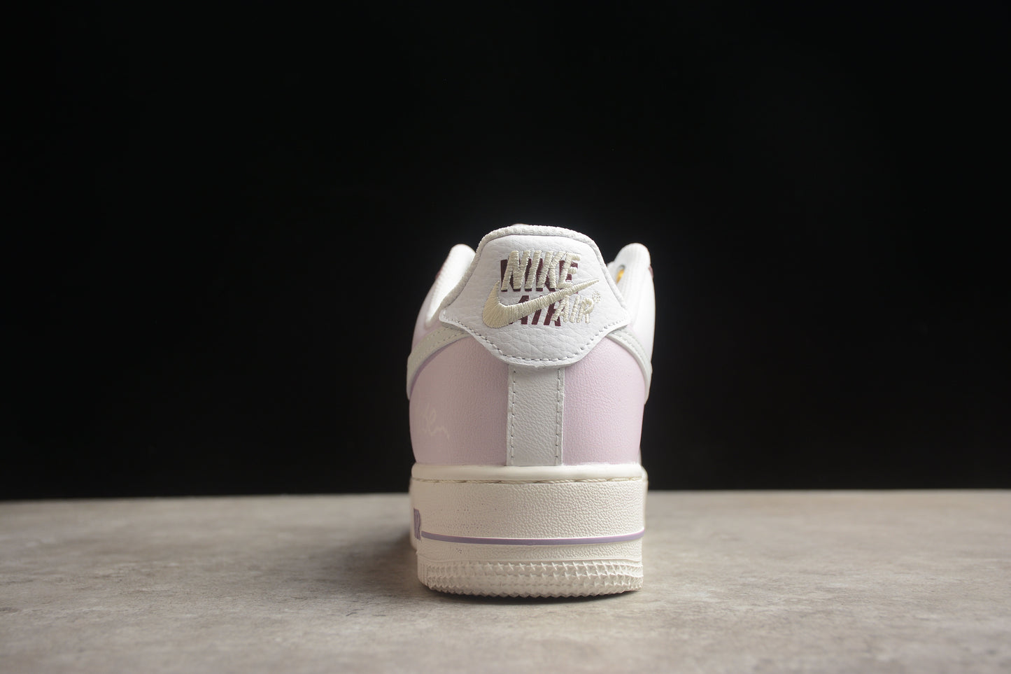 Nike Air Force 1 DZ5616-100