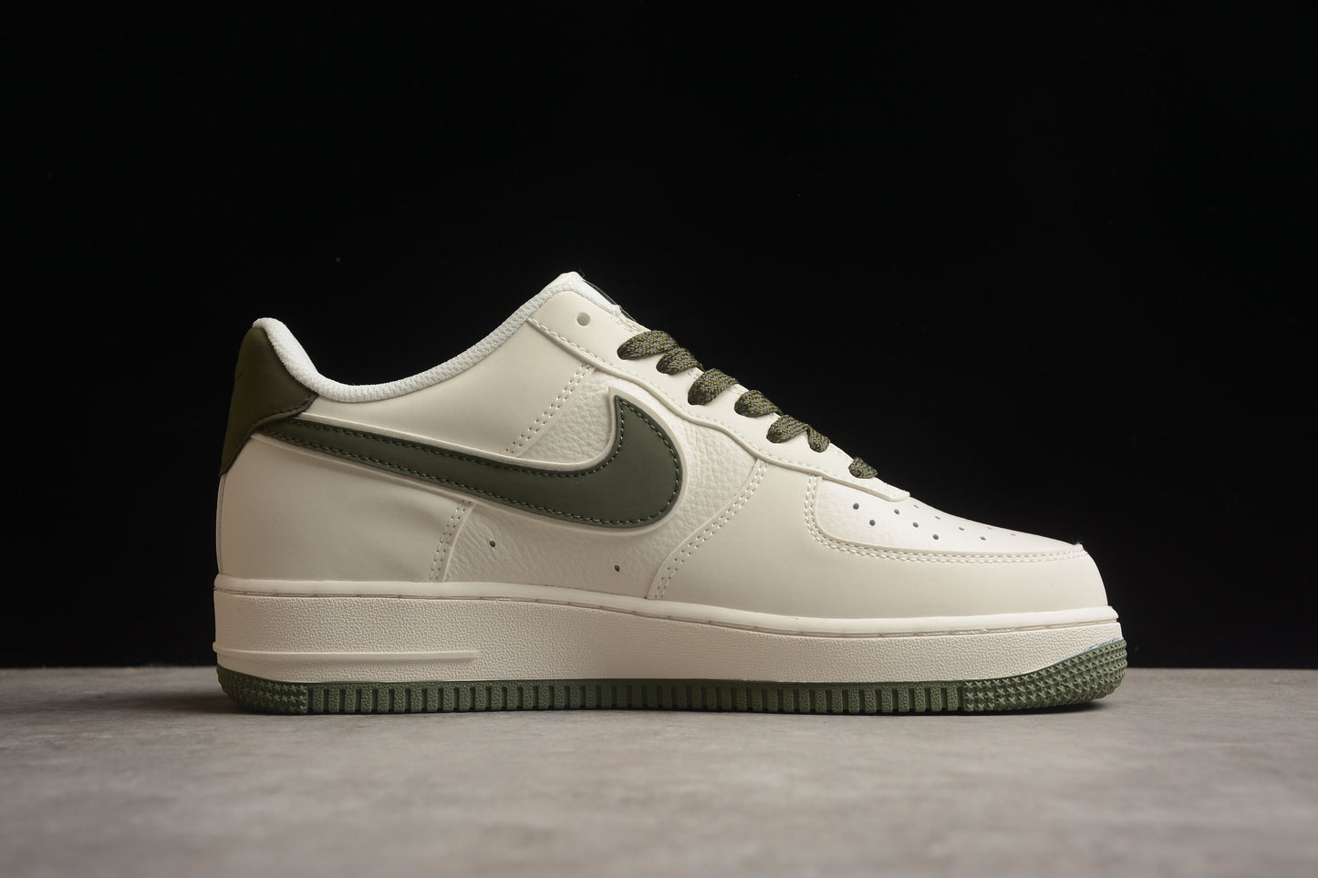 Nike Air Force 1 GL6835-008