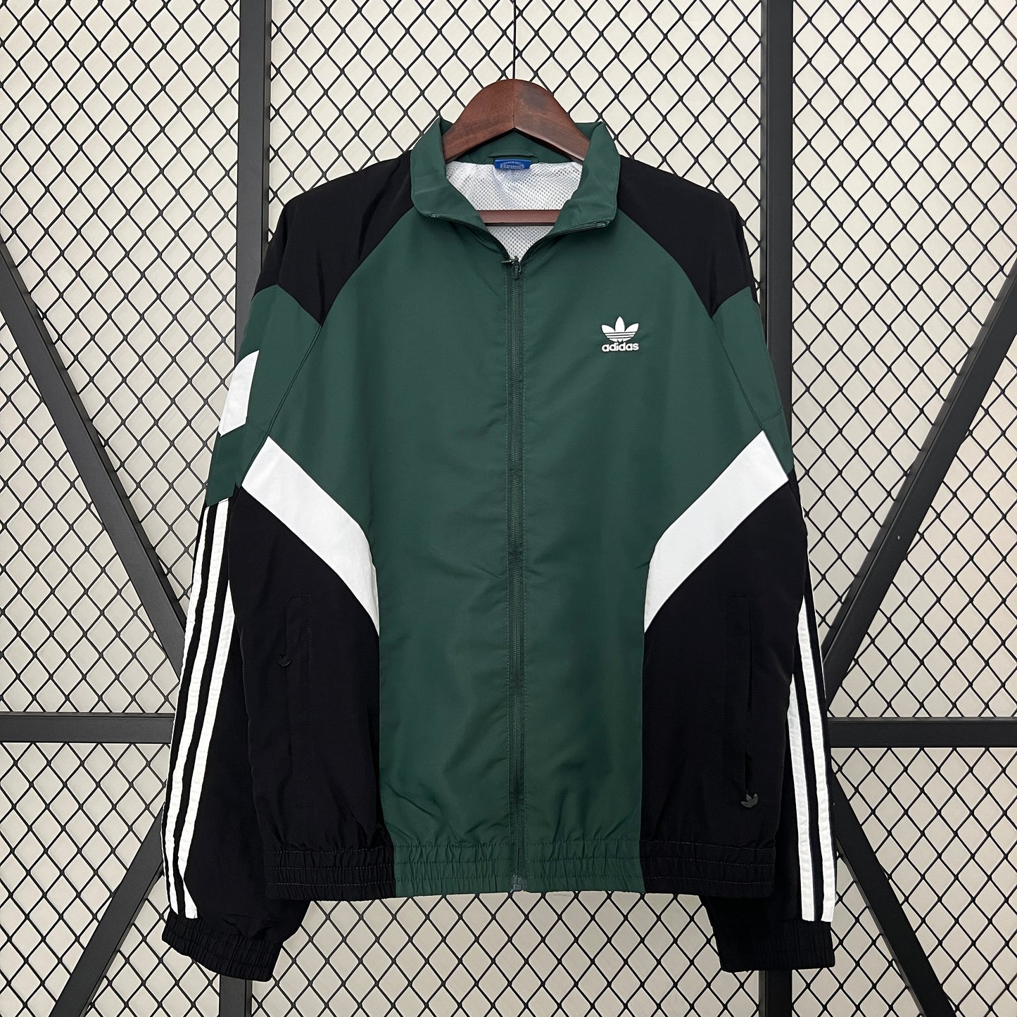 Adidas (2 colores)