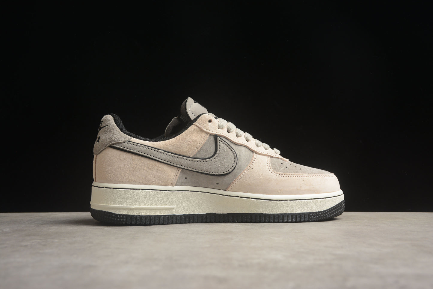Nike Air Force 1 NT9966-116