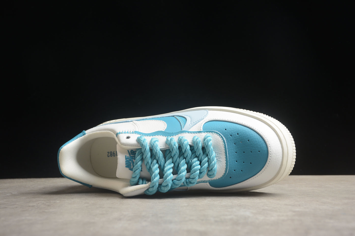 Nike Air Force 1 DJ9946-111