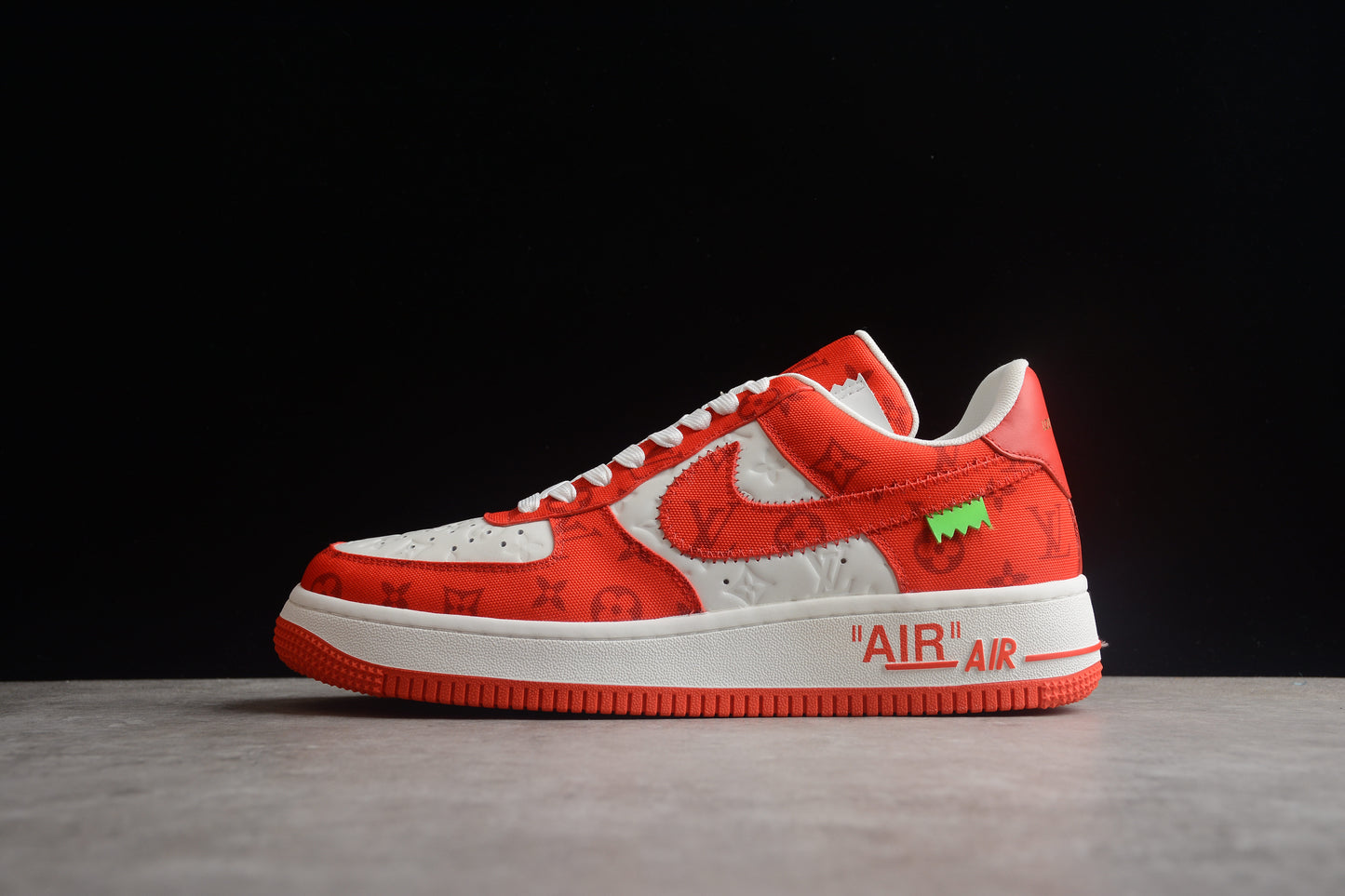 Louis Vuitton x Nike Air Force 1'07 LV8 Low Roja