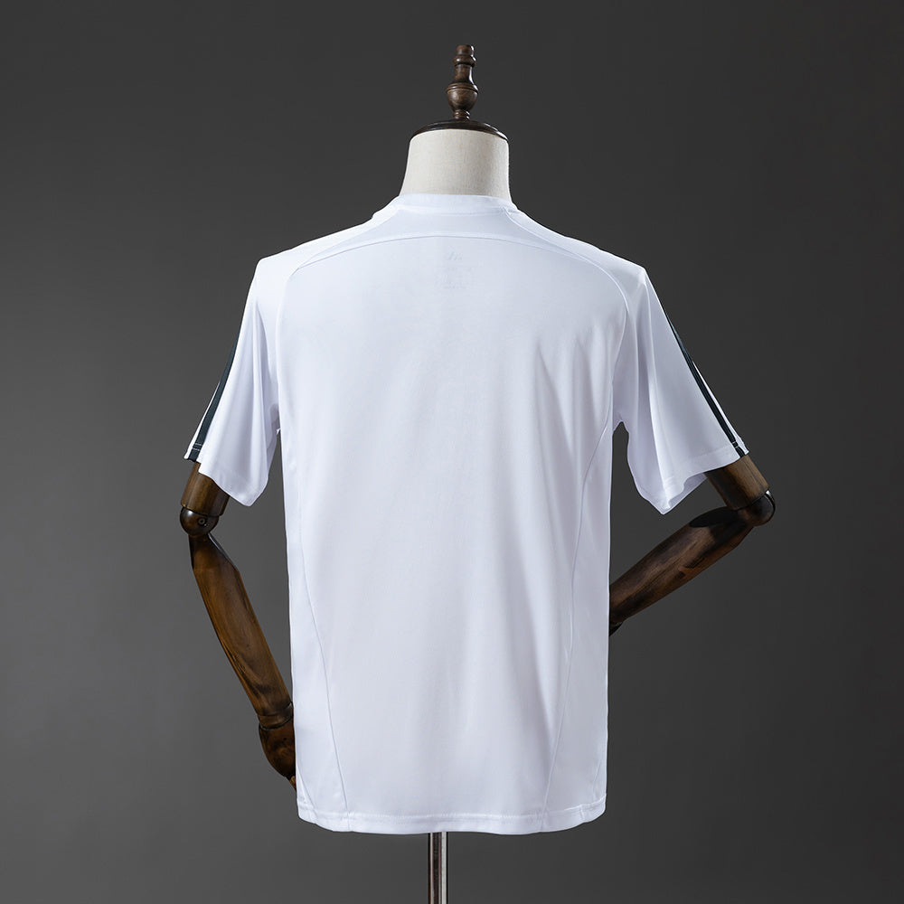 Real Madrid 25/26 Edición Especial Fan version