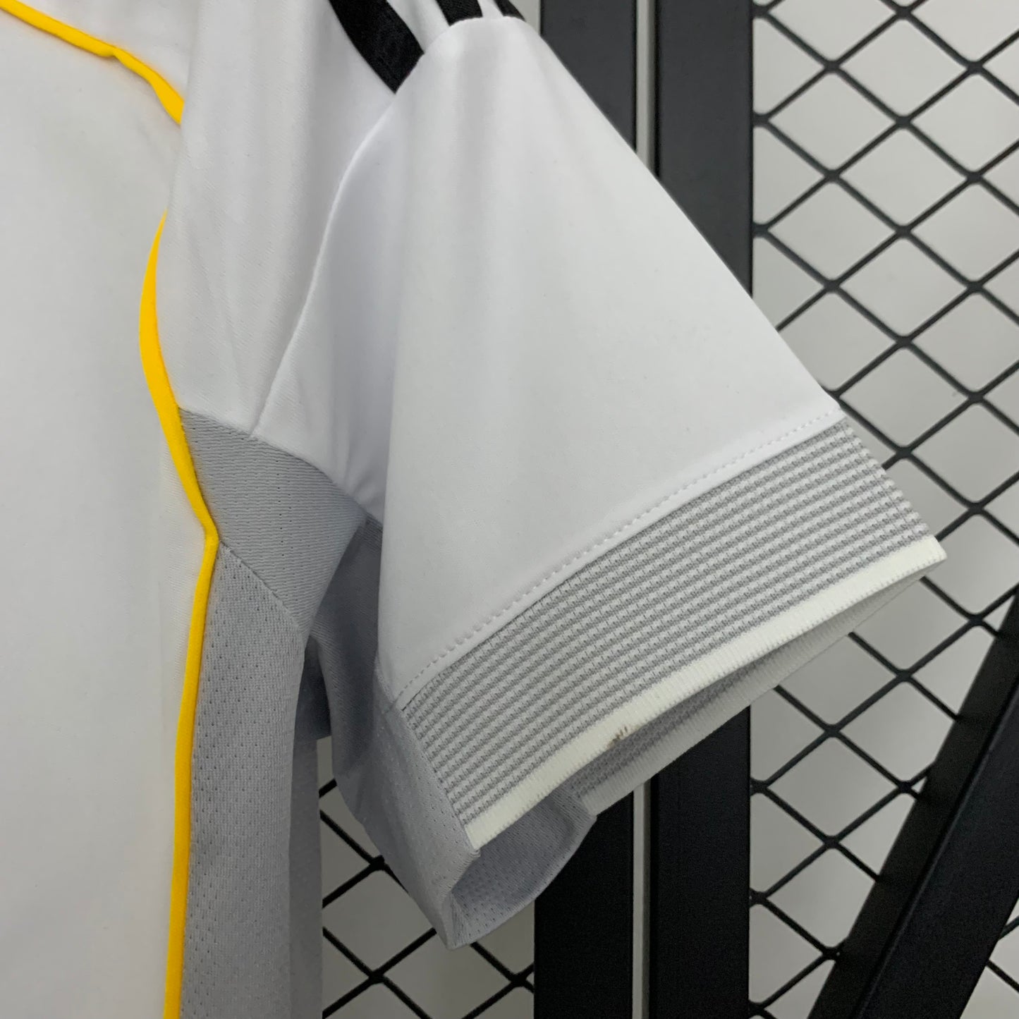 Real Madrid Femenino 2025/26 Home