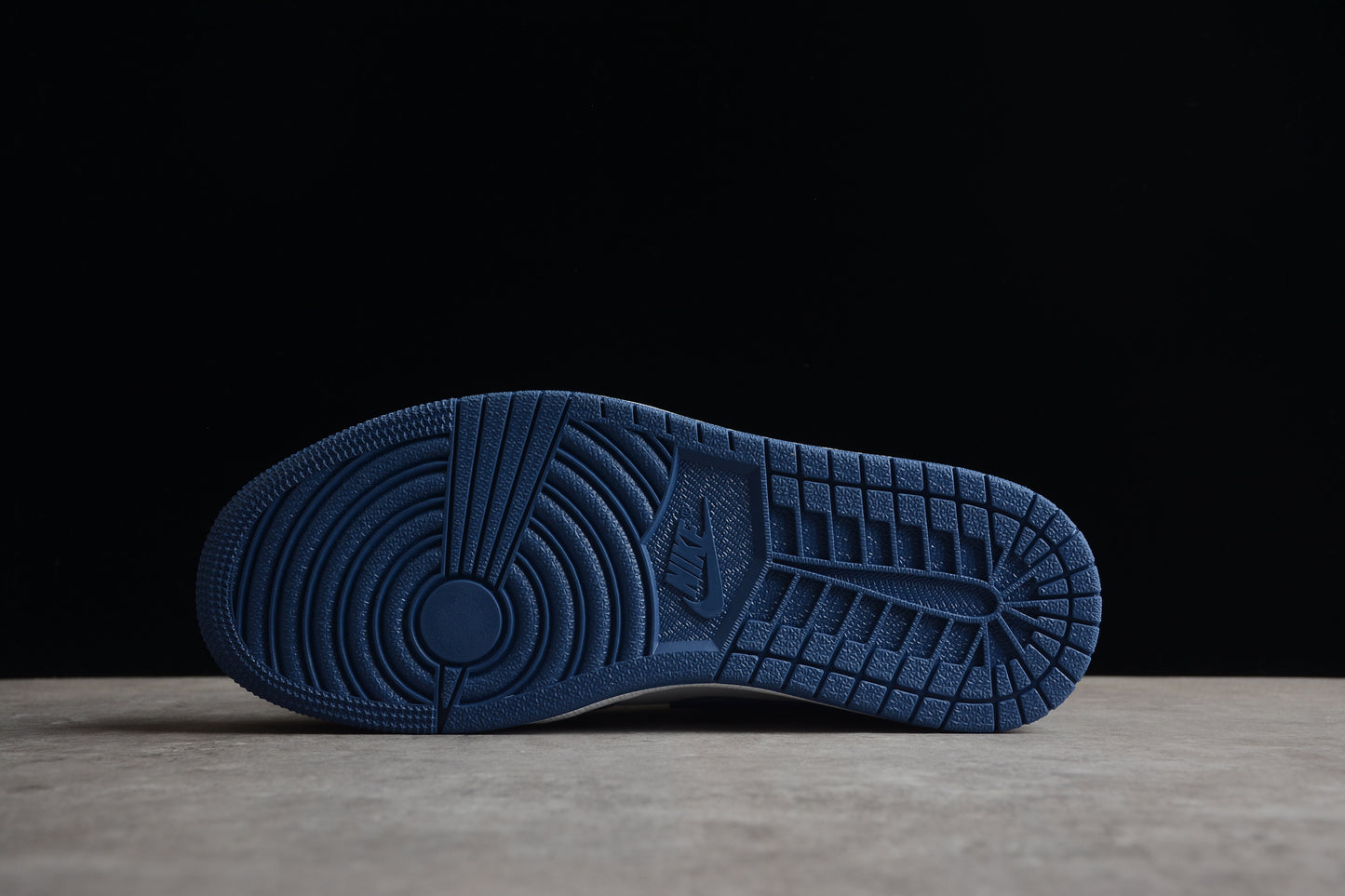 Nike Air Jordan 1 Low 553558-414