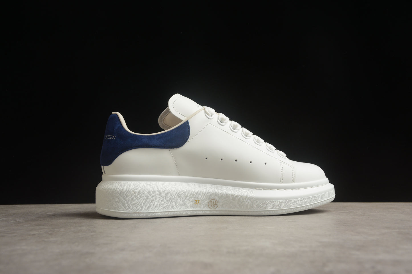 Alexander McQueen 13