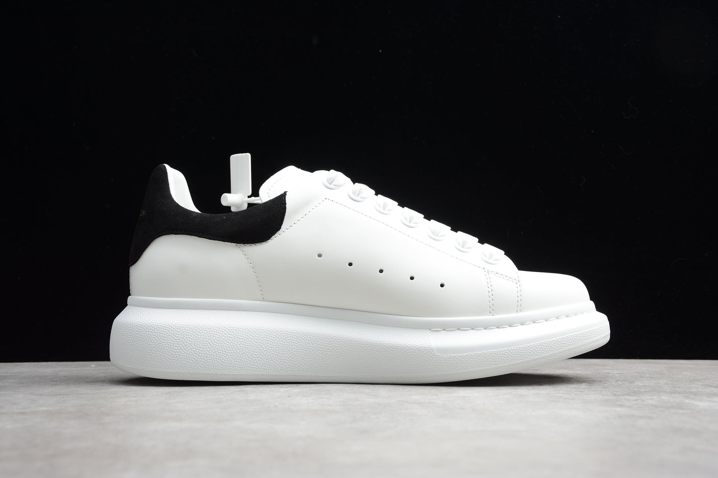 Alexander McQueen 19