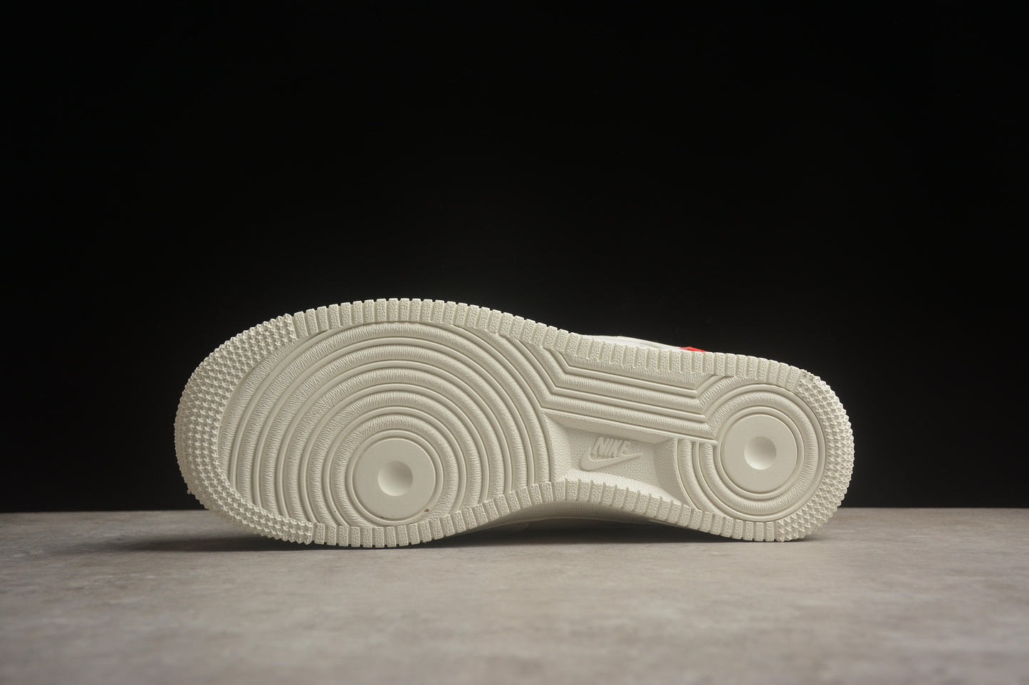 Nike Air Force 1 HD1968-007