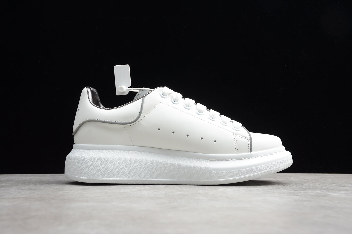 Alexander McQueen 18