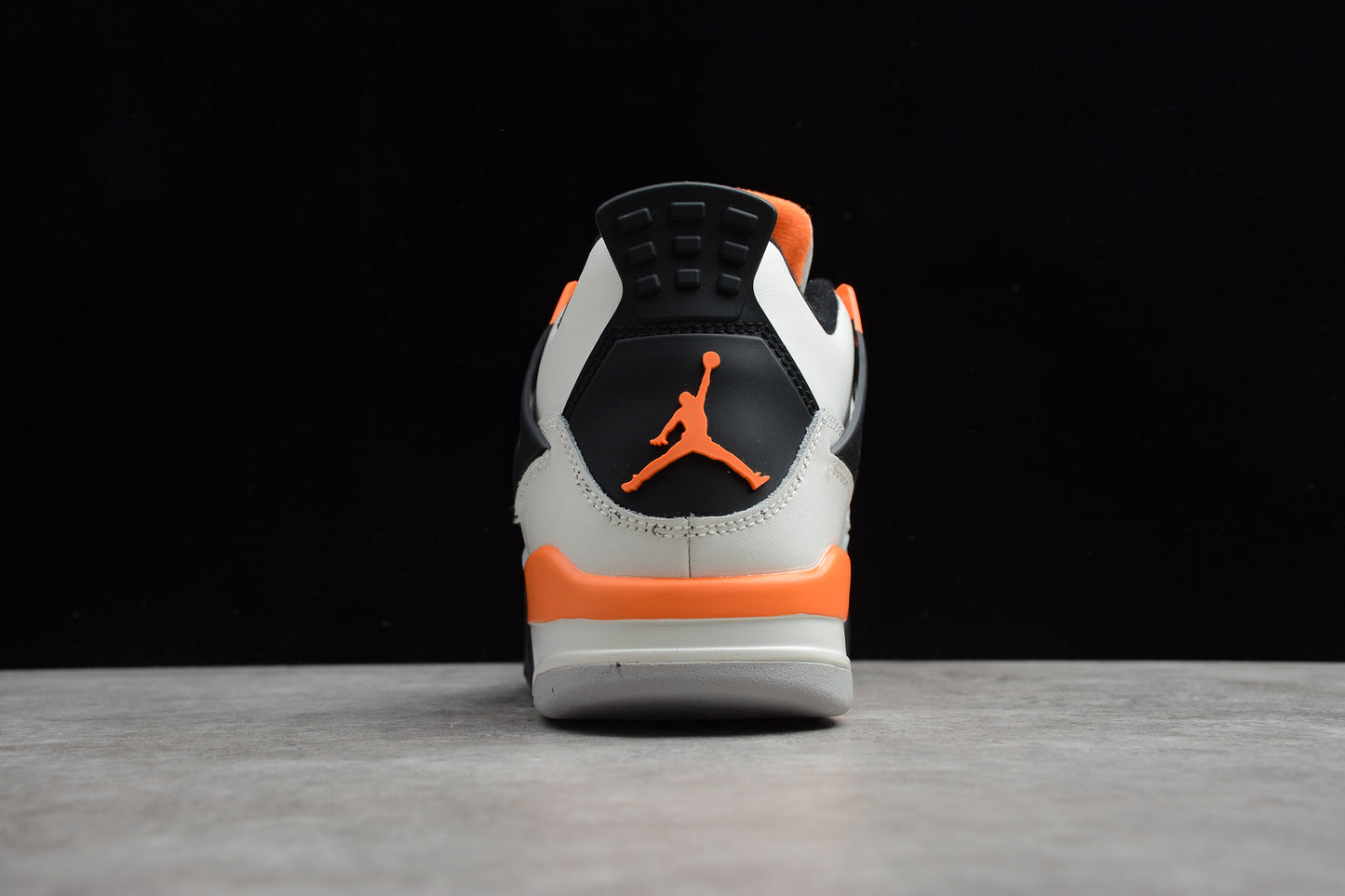 Air Jordan 4 Retro CW7183 100