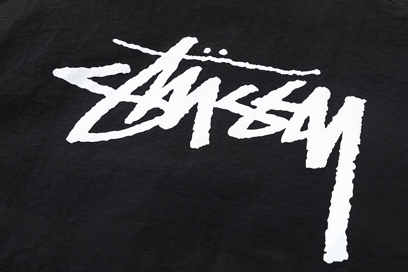 Paraviento Stussy x Nike grafiti