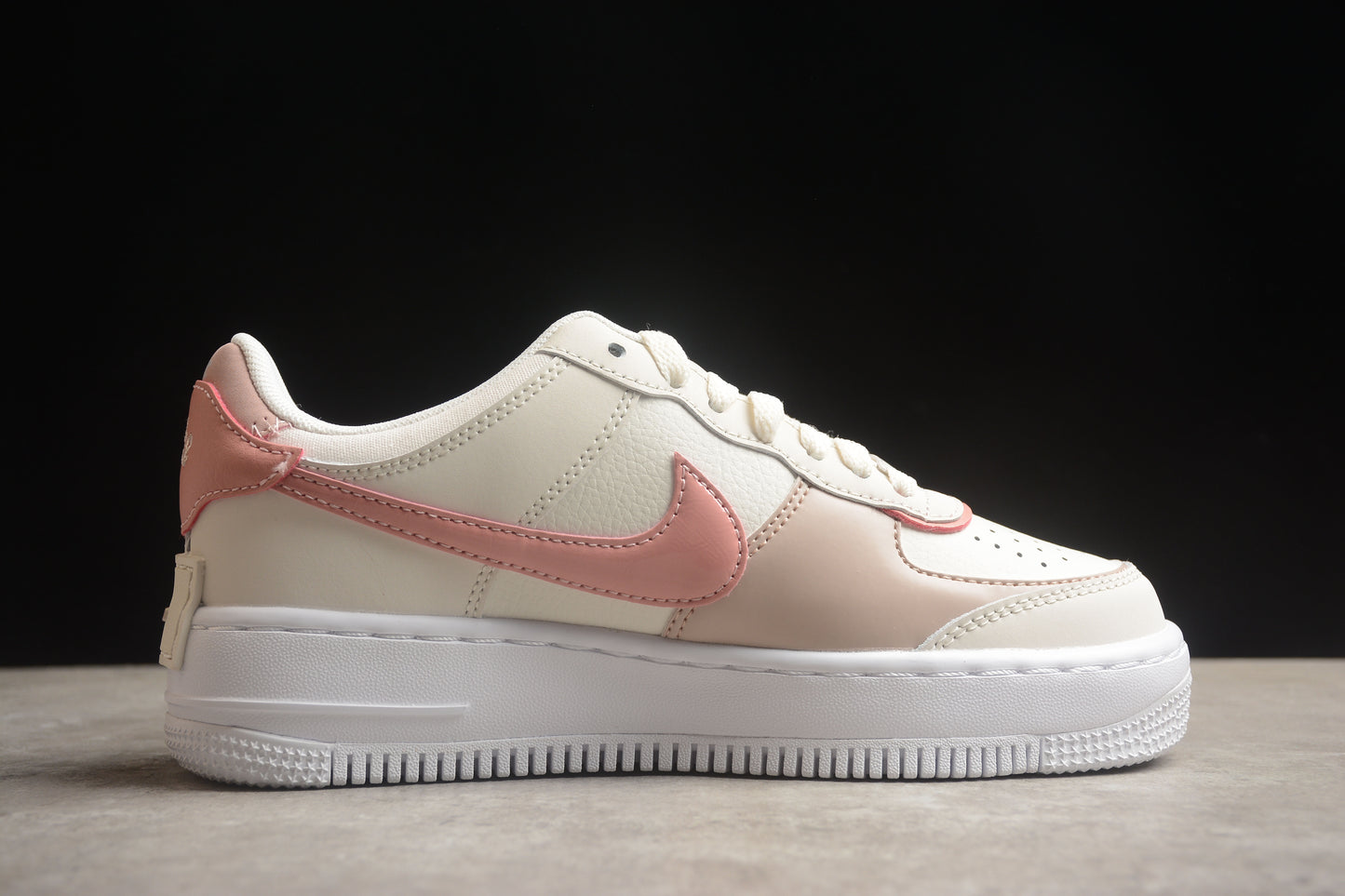 Nike Air Force 1 DZ1847 001