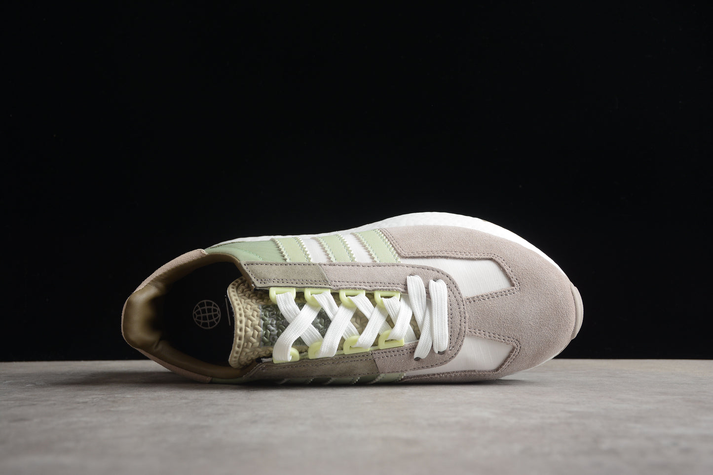 Adidas Retropy E5 HP7742