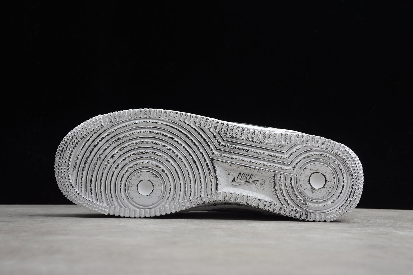 Nike Air Force 1 DD3223-100