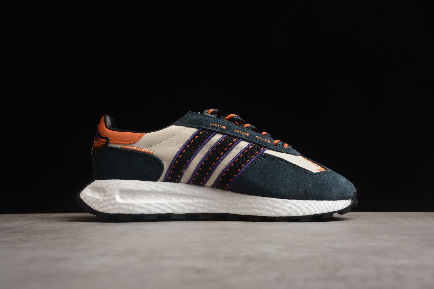 Adidas Retropy E5 IF5411