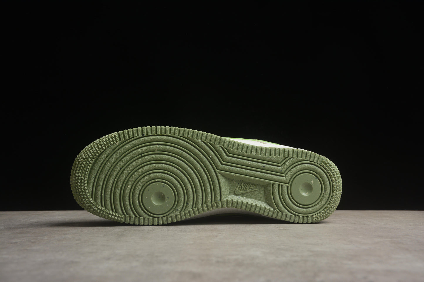 Nike Air Force 1 DV3808 106
