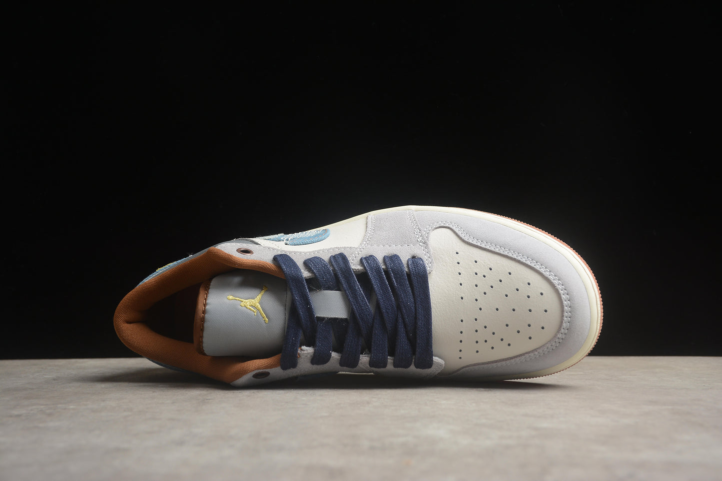 Nike Air Jordan 1 Low FZ5042-041