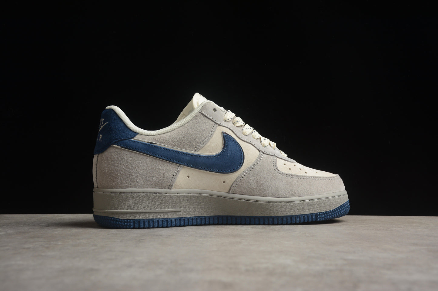 Nike Air Force 1 DJ3966-133
