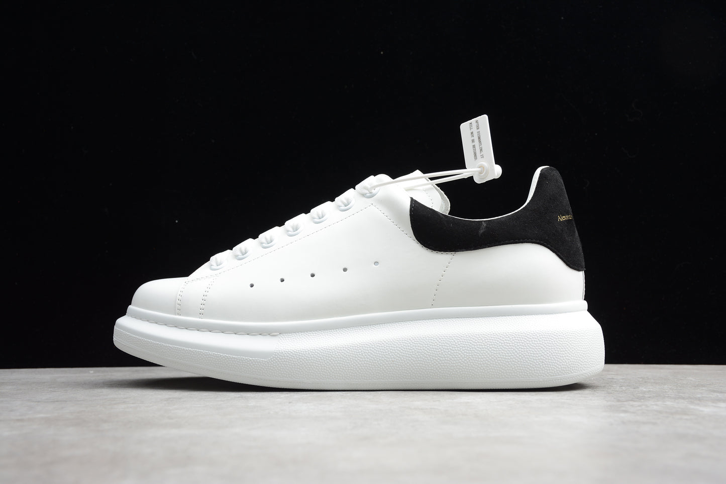 Alexander McQueen 19