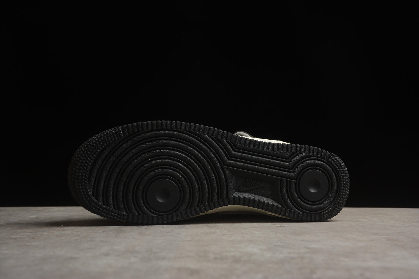 Nike Air Force 1 SG2356 807