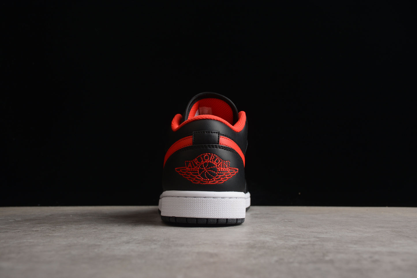 Nike Air Jordan 1 Low 553558-063
