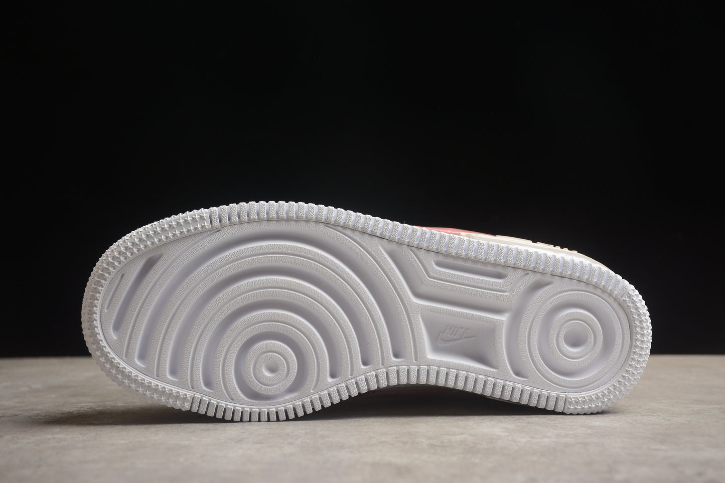 Nike Air Force 1 DZ1847 001