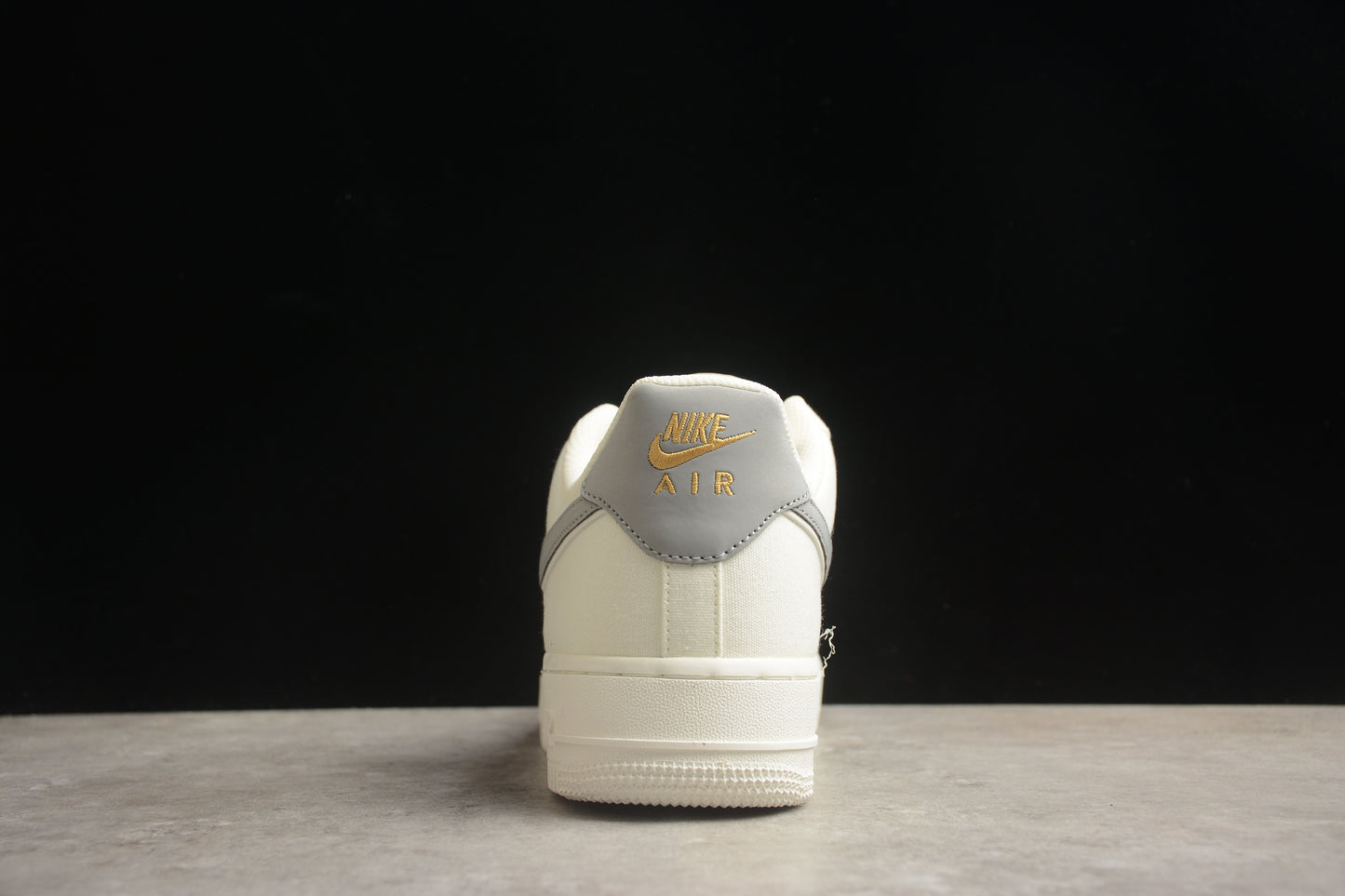 Nike Air Force 1 MN5696 609