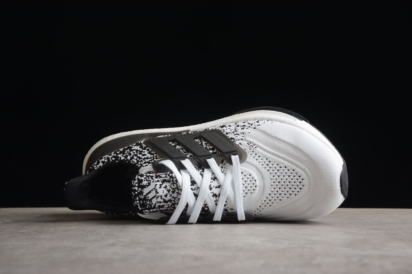 Ultra Boost 22 IE1694