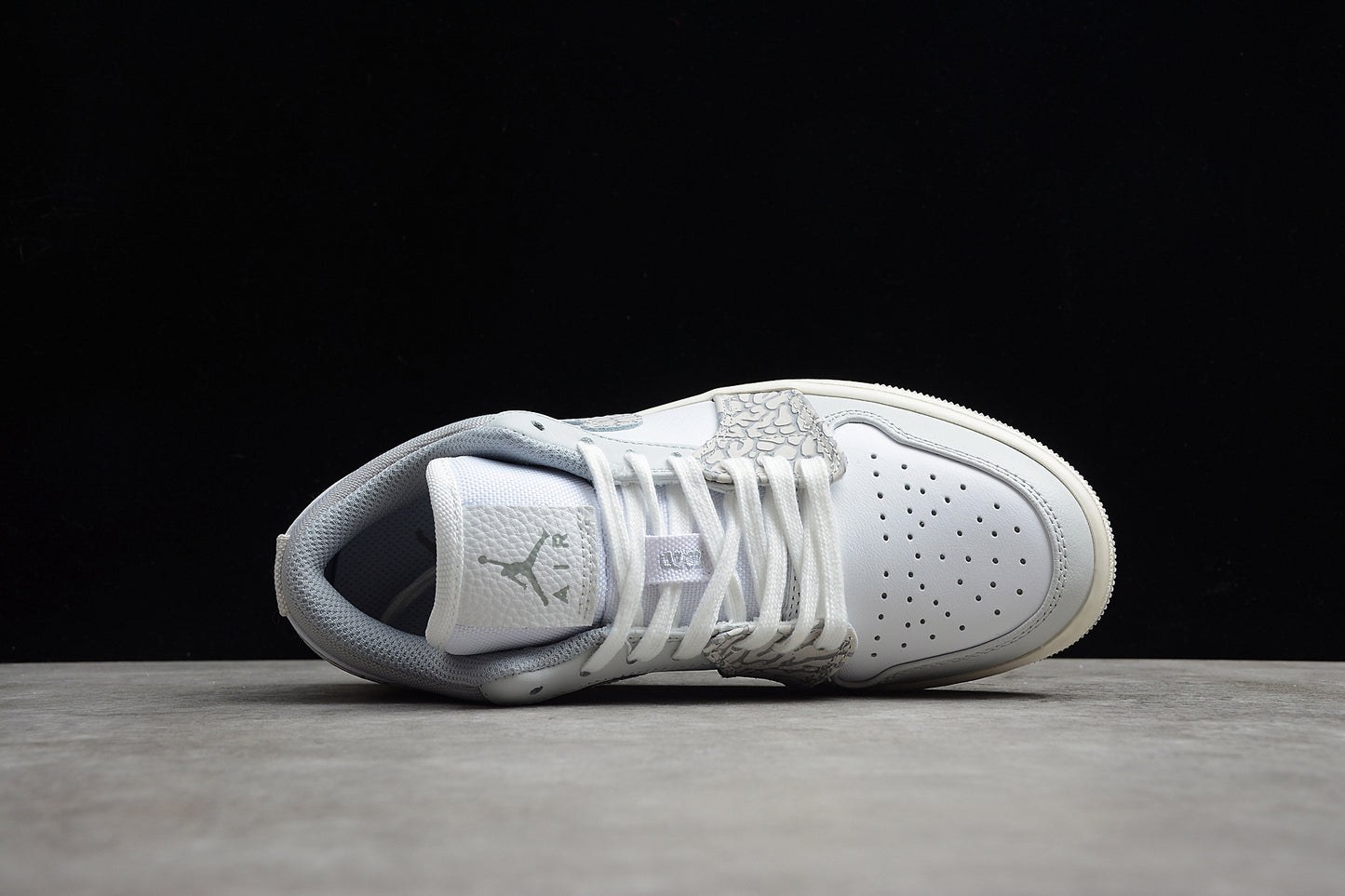 Nike Air Jordan 1 Low DH4269-100