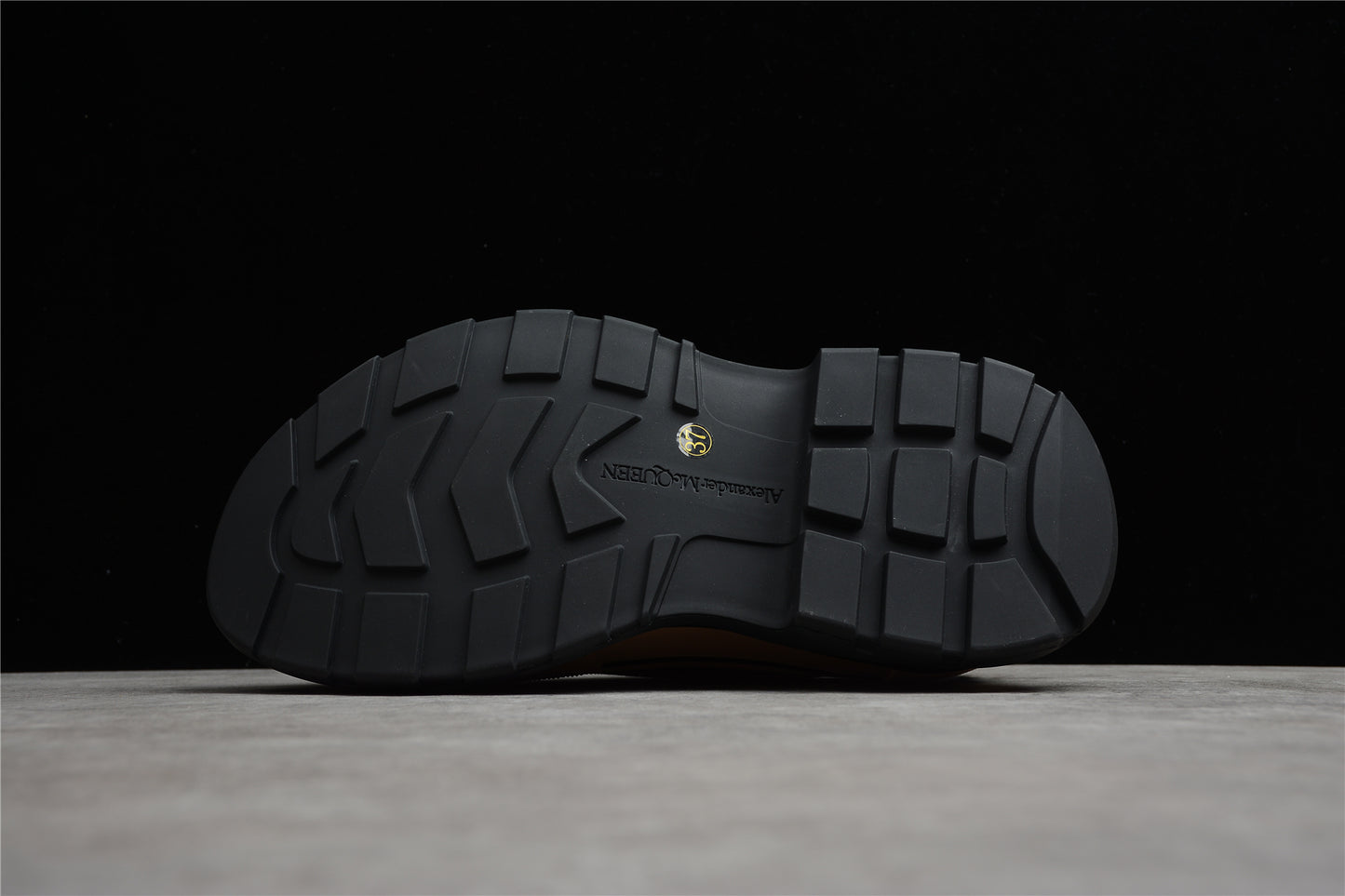Alexander McQueen 24