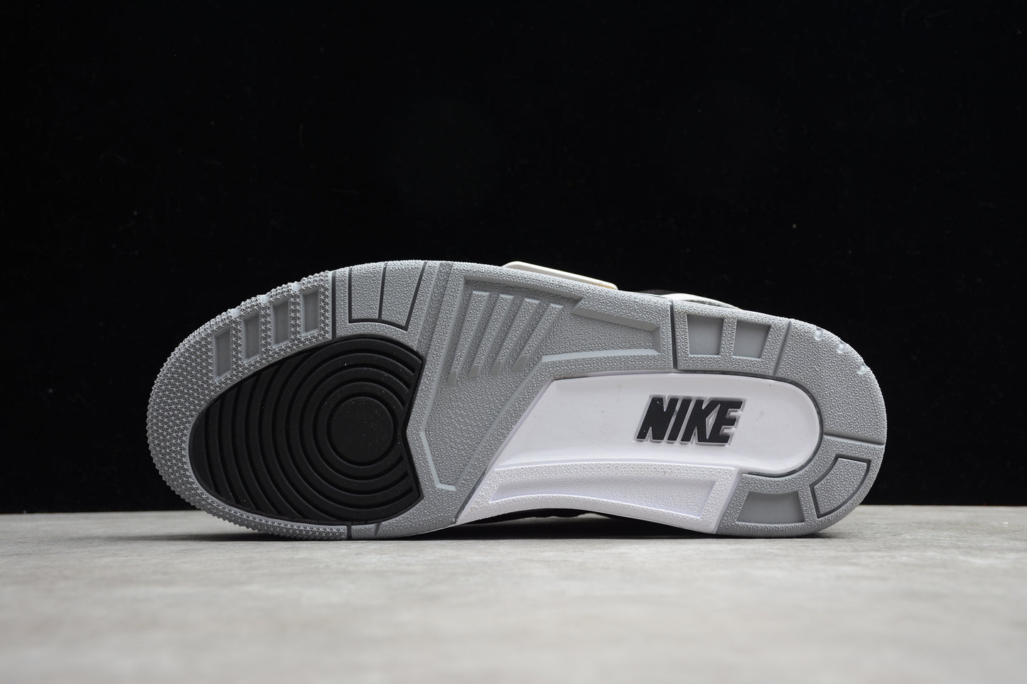 Air Jordan Retro CK4348-007