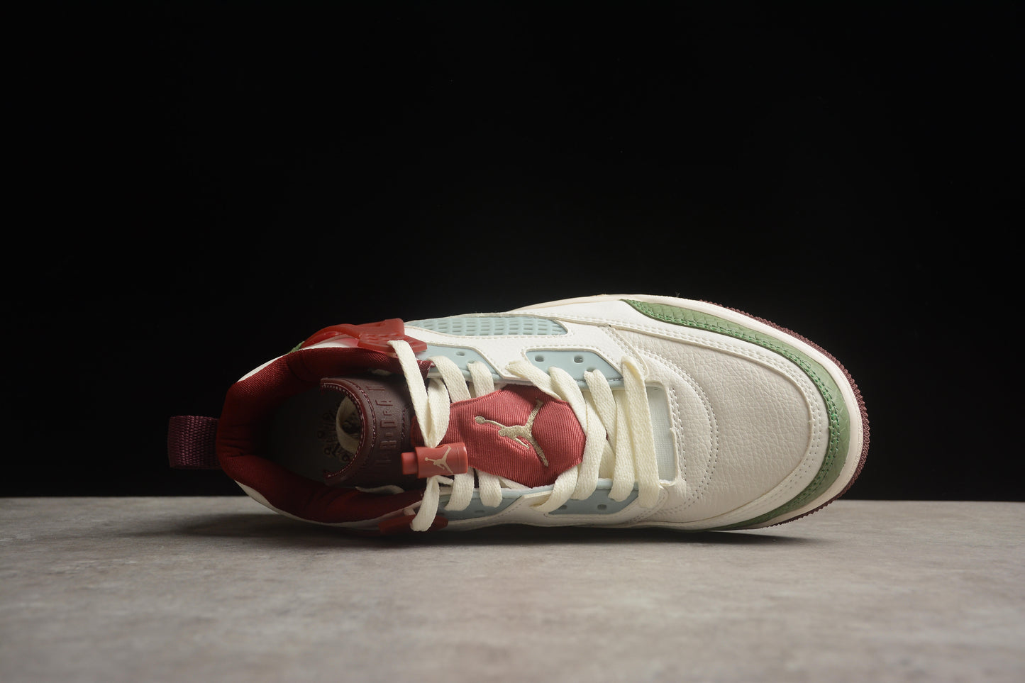Air Jordan 4 Retro FJ6372-100
