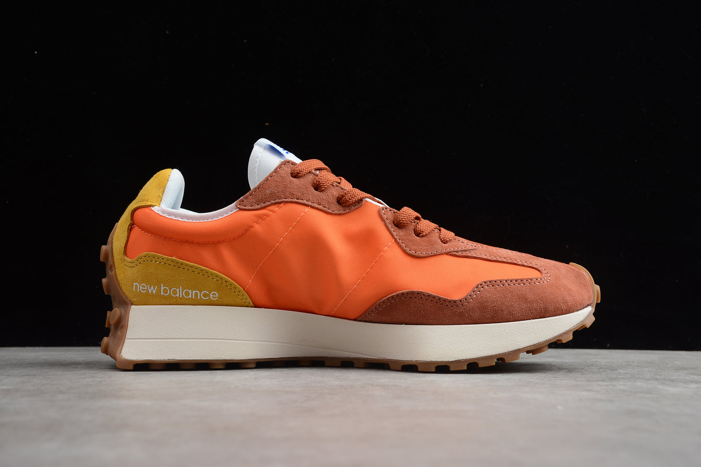 New Balance MS327CLA
