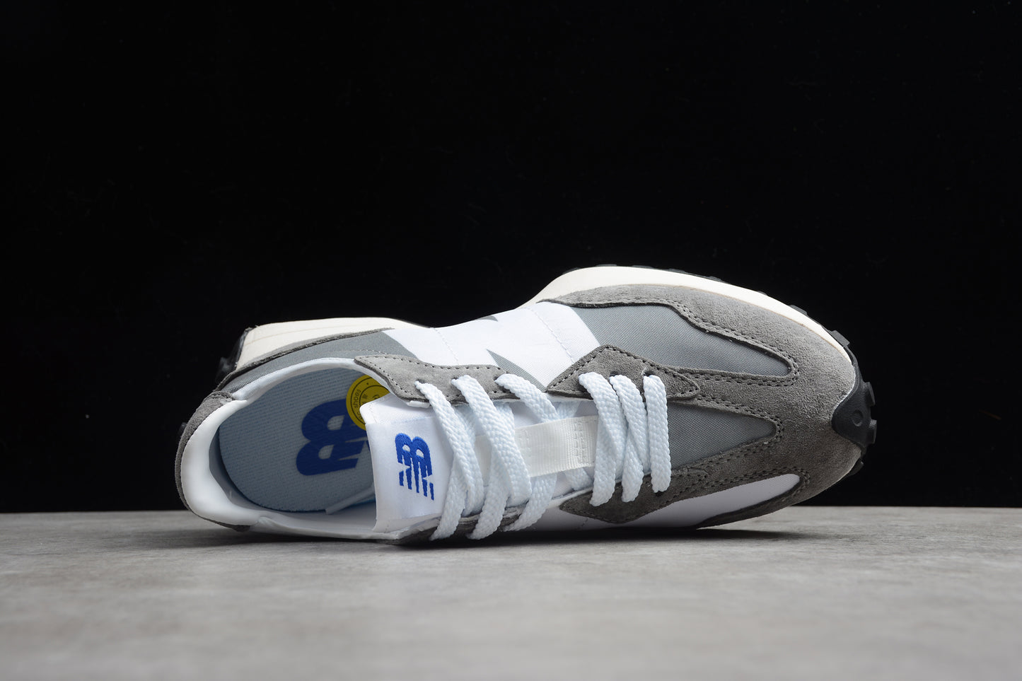 New Balance MS327LAB