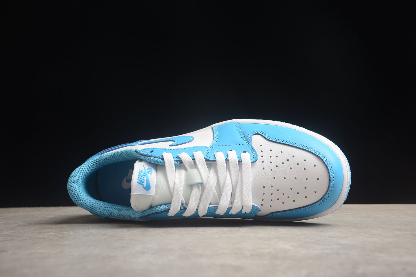 Nike Air Jordan 1 Low CJ7891 401
