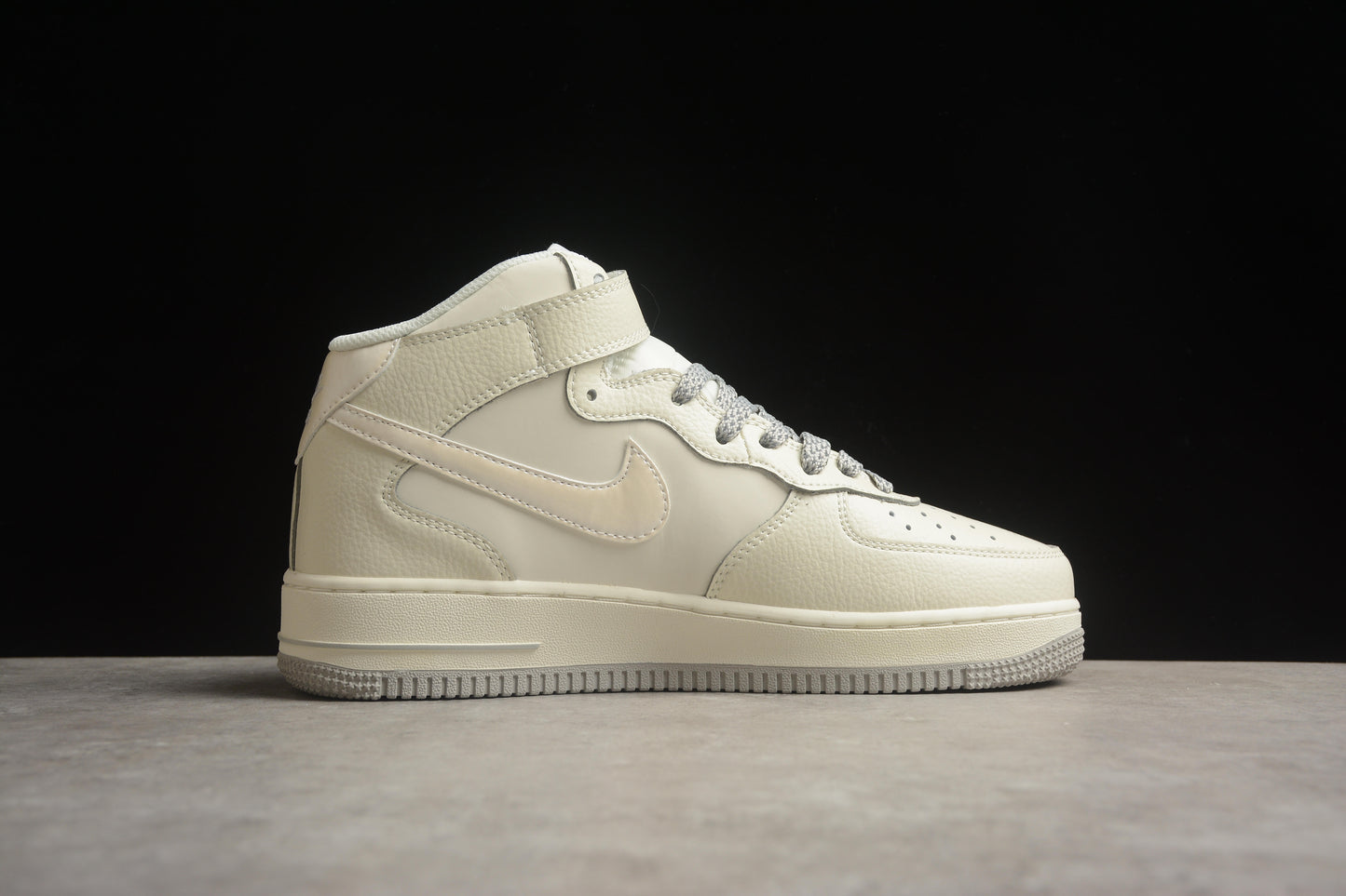 Nike Air Force 1 SG2356-806