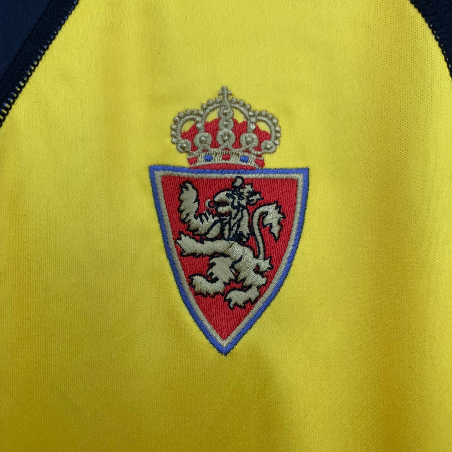 Zaragoza retro 2001/02 Away