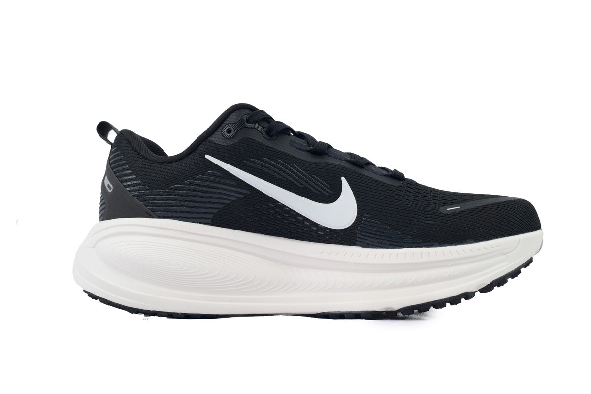 NIKE Zoom Vomero 8 N1242A2TR-A15