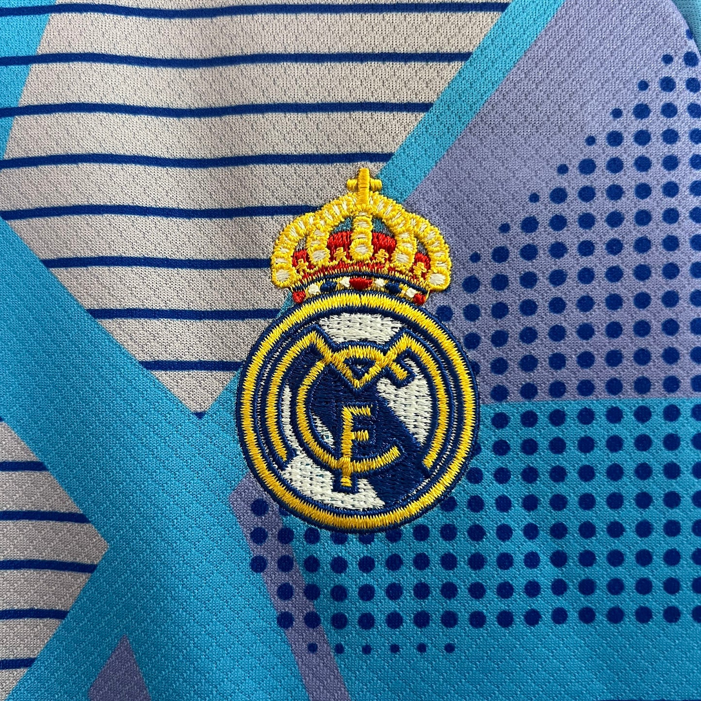 Real Madrid 2024/25 Home Kids Version Portero