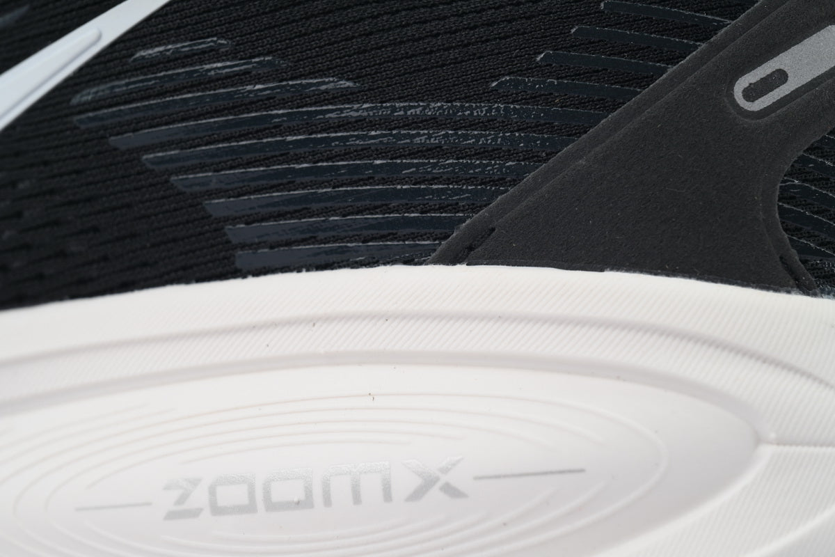 NIKE Zoom Vomero 8 N1242A2TR-A15