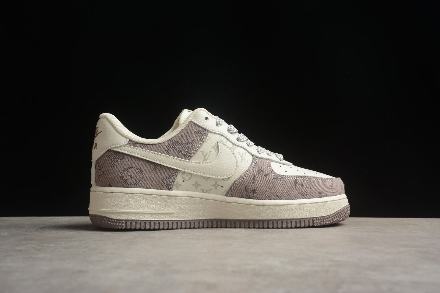 Nike Air Force 1 DA7500 200