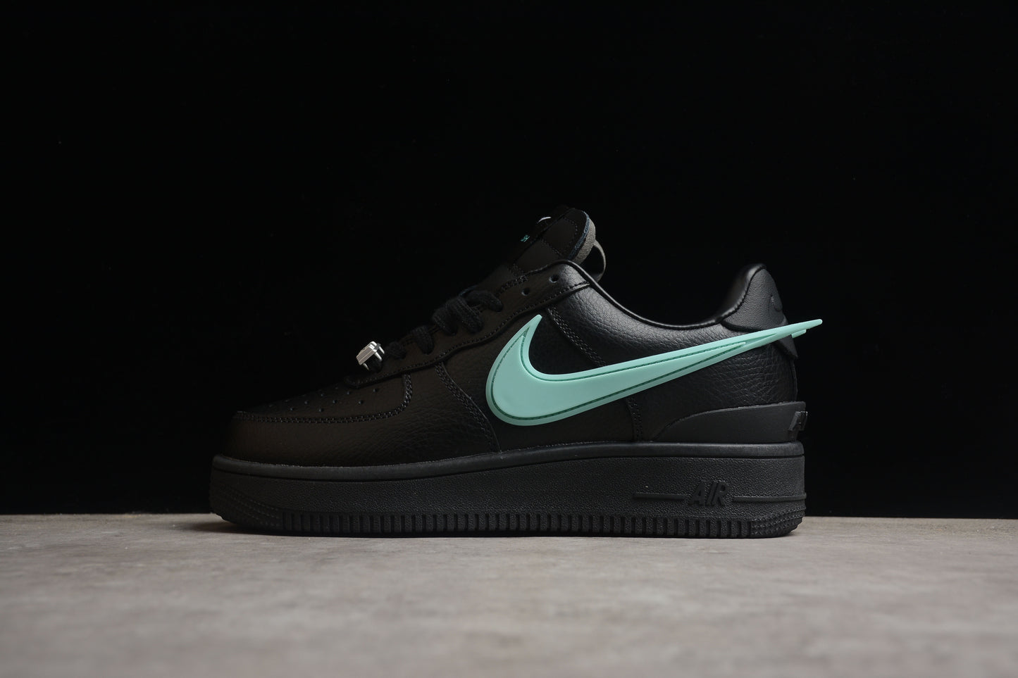 Nike Air Force 1 DZ1382-001