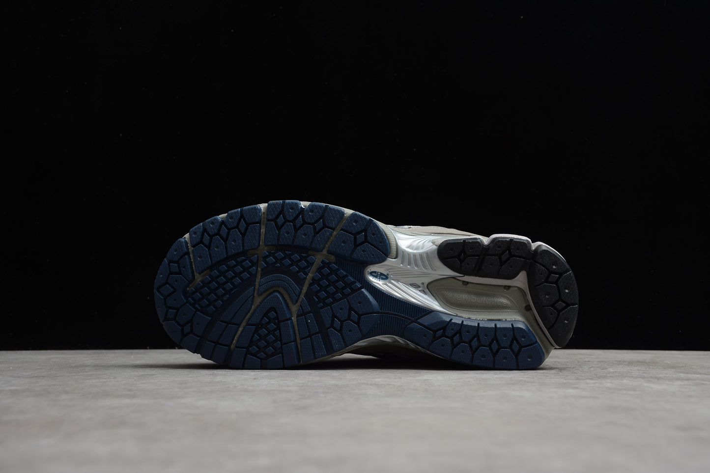 New Balance WL2002RA