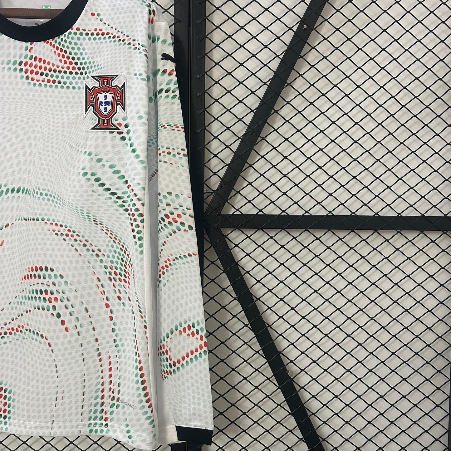 Portugal 2025/26 Away manga larga