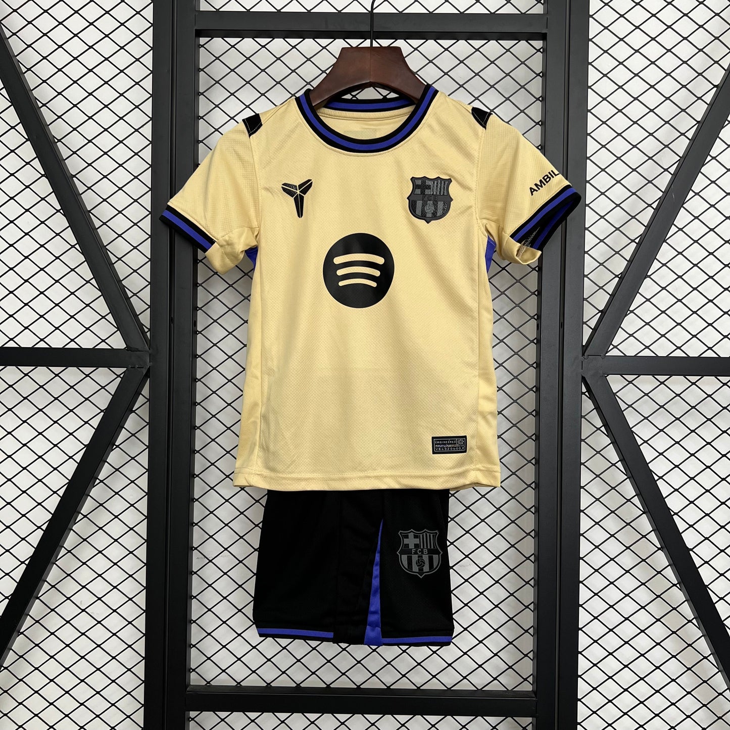 Fútbol Club Barcelona 2025/26 Away Kids Version