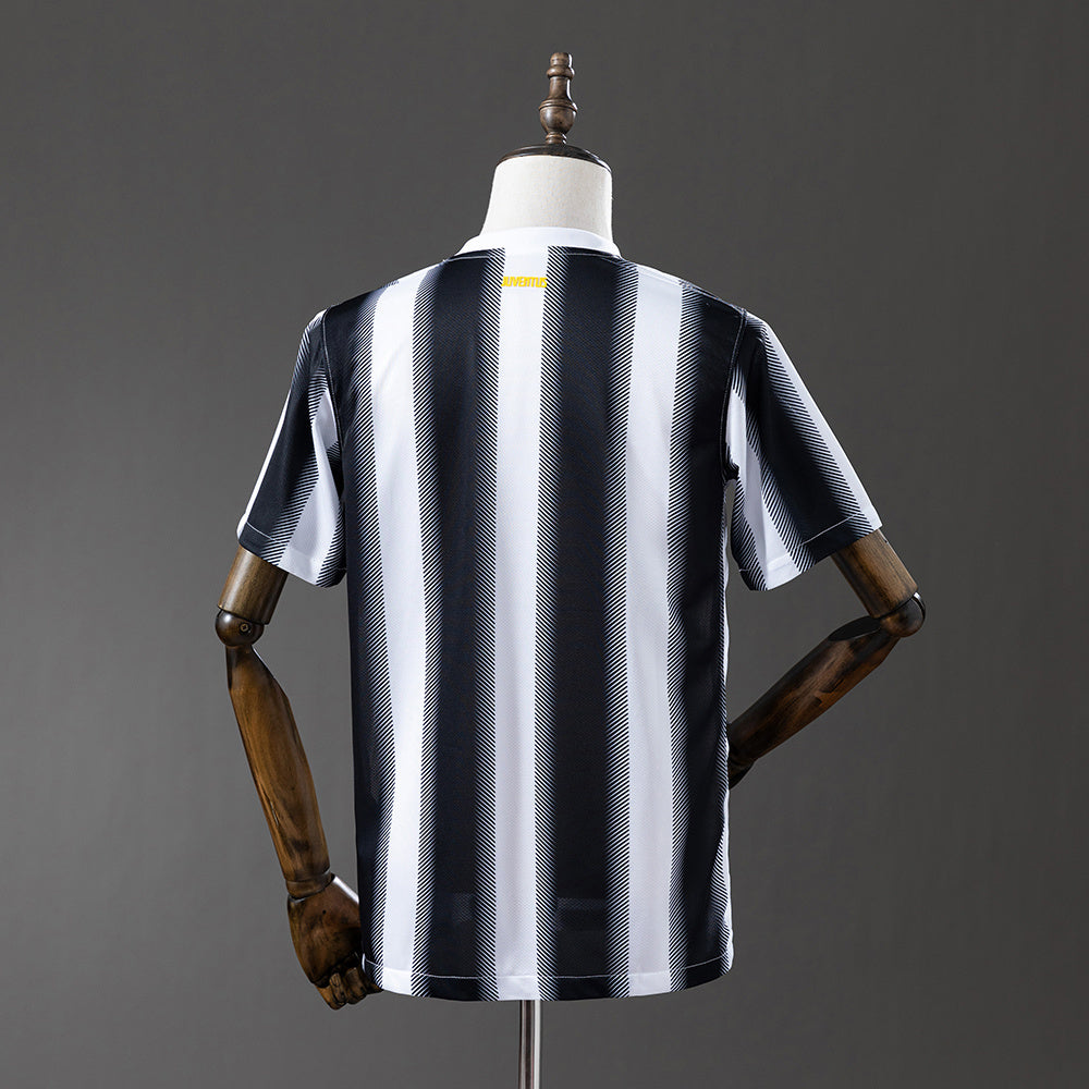 Juventus retro 2011/12 Home