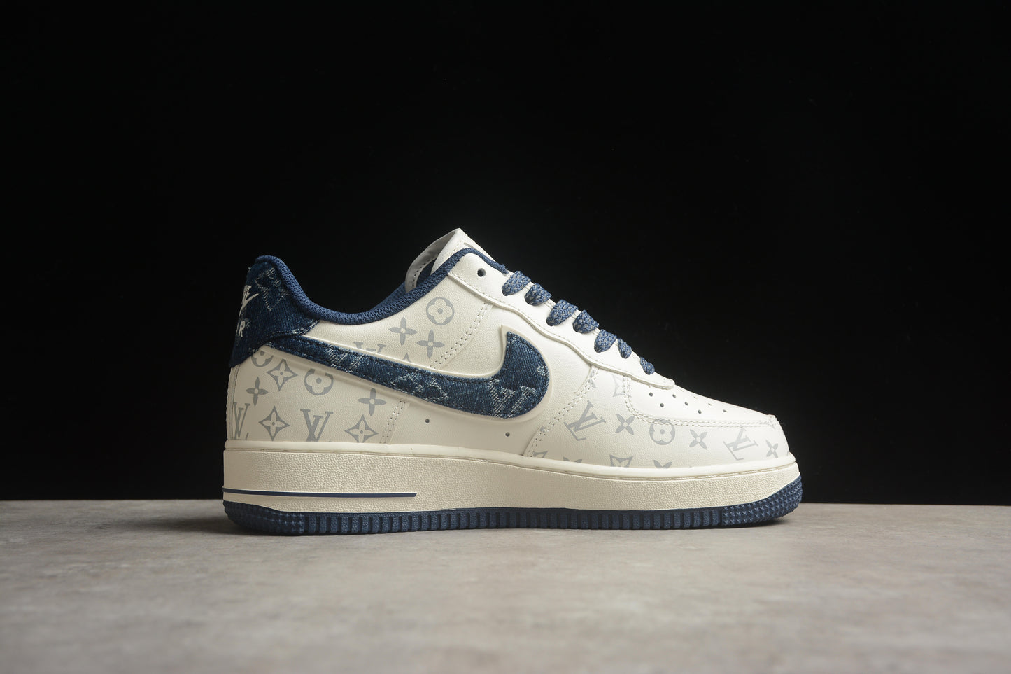Nike Air Force 1 LU0251-133