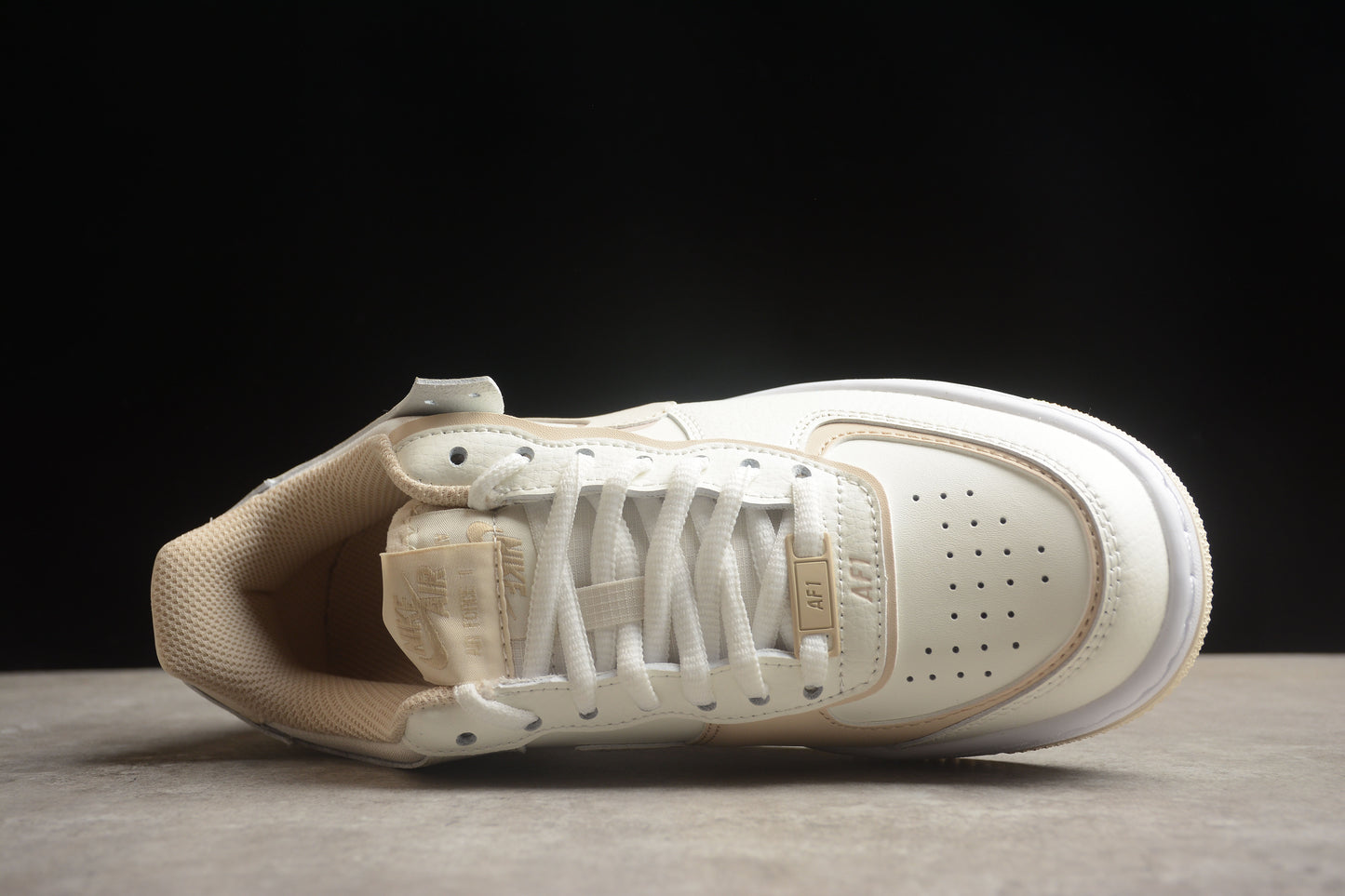 Nike Air Force 1 FQ6871-111